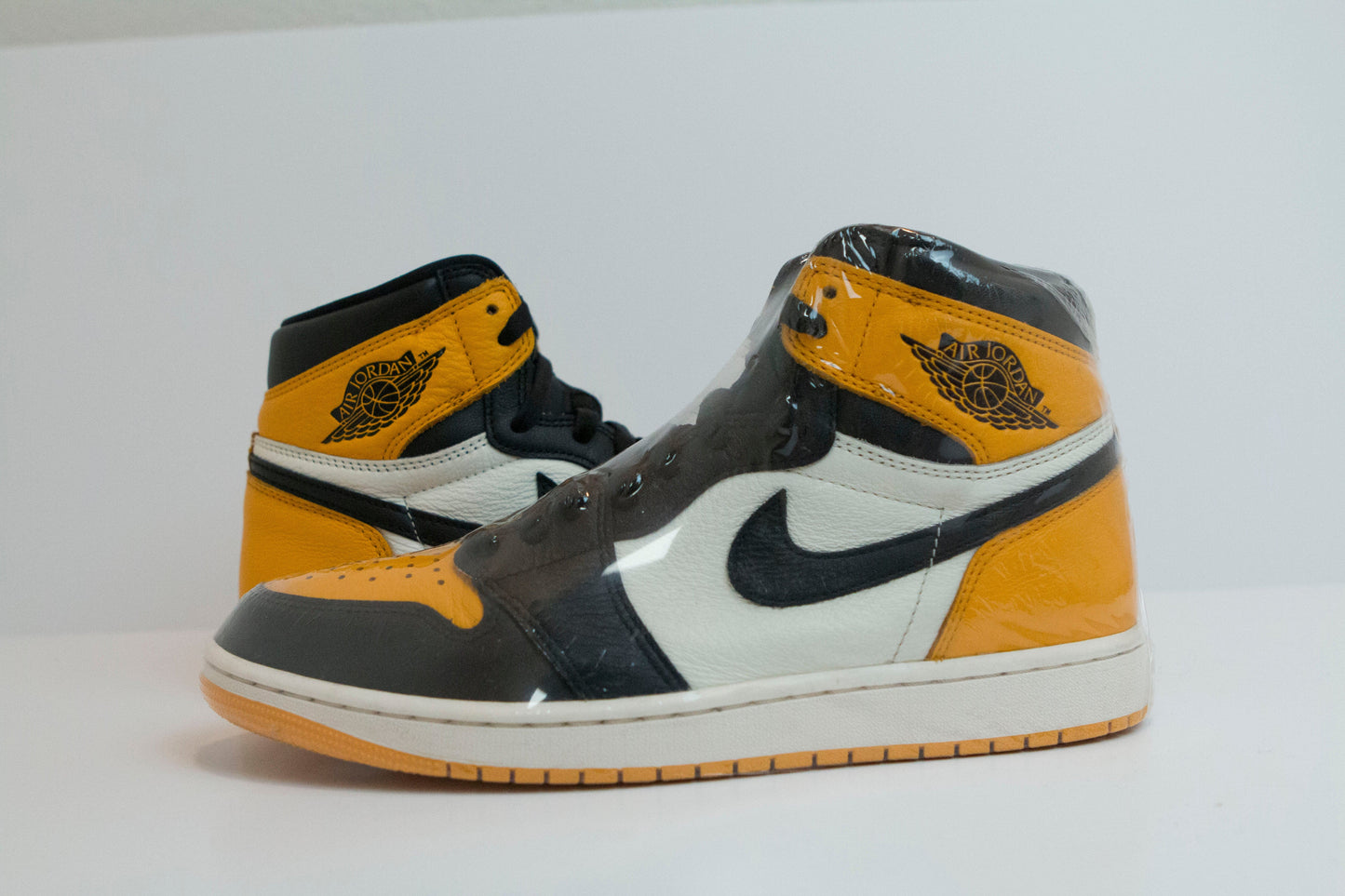 AJ1 YELLOW TOE USED SIZE 13M