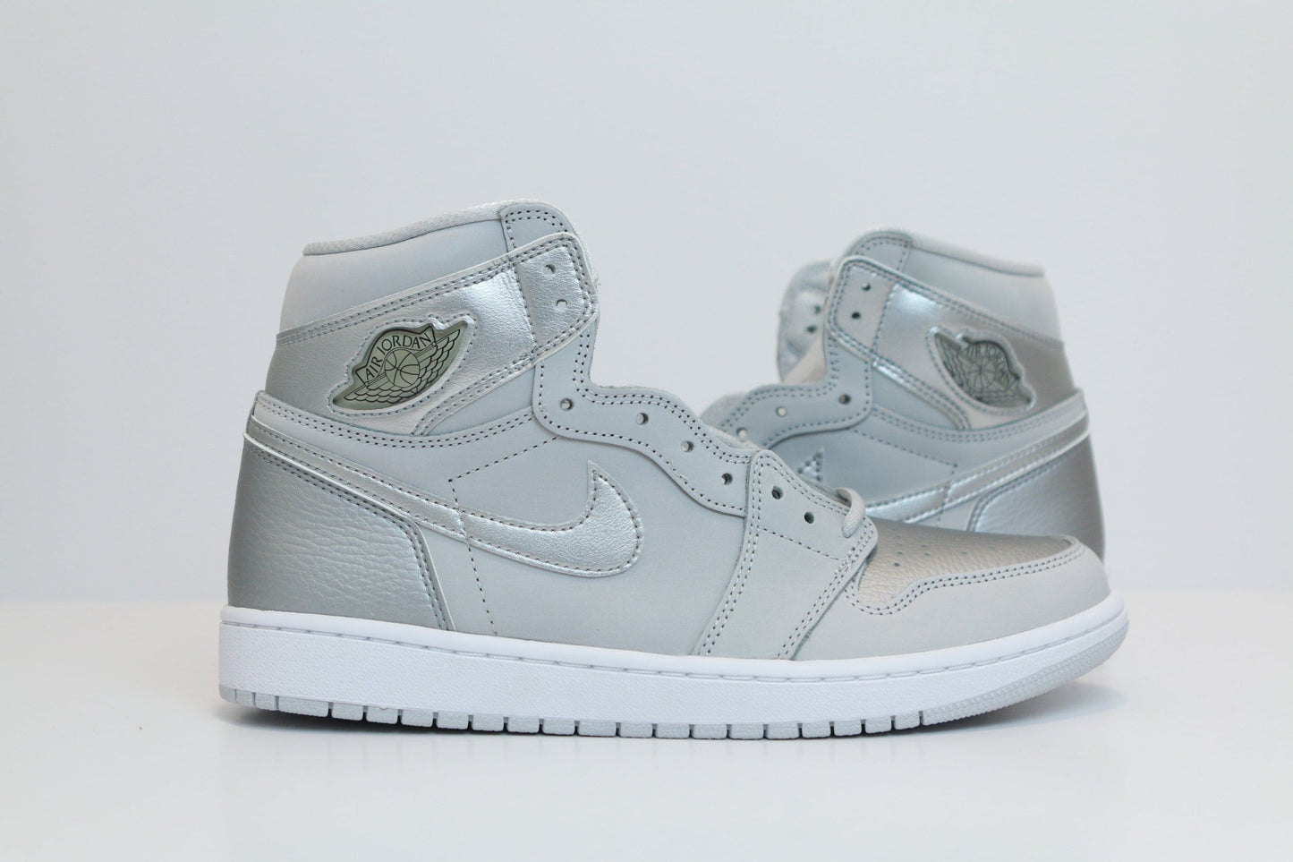 AJ1 CO.JP SILVER NEUTRAL GRAY DS SIZE 10M