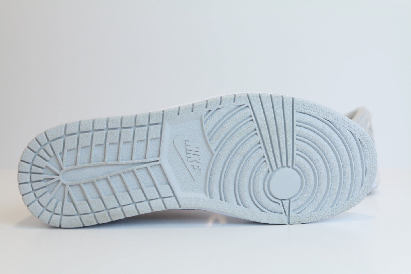 AJ1Low Neutral Grey DS 12.5M