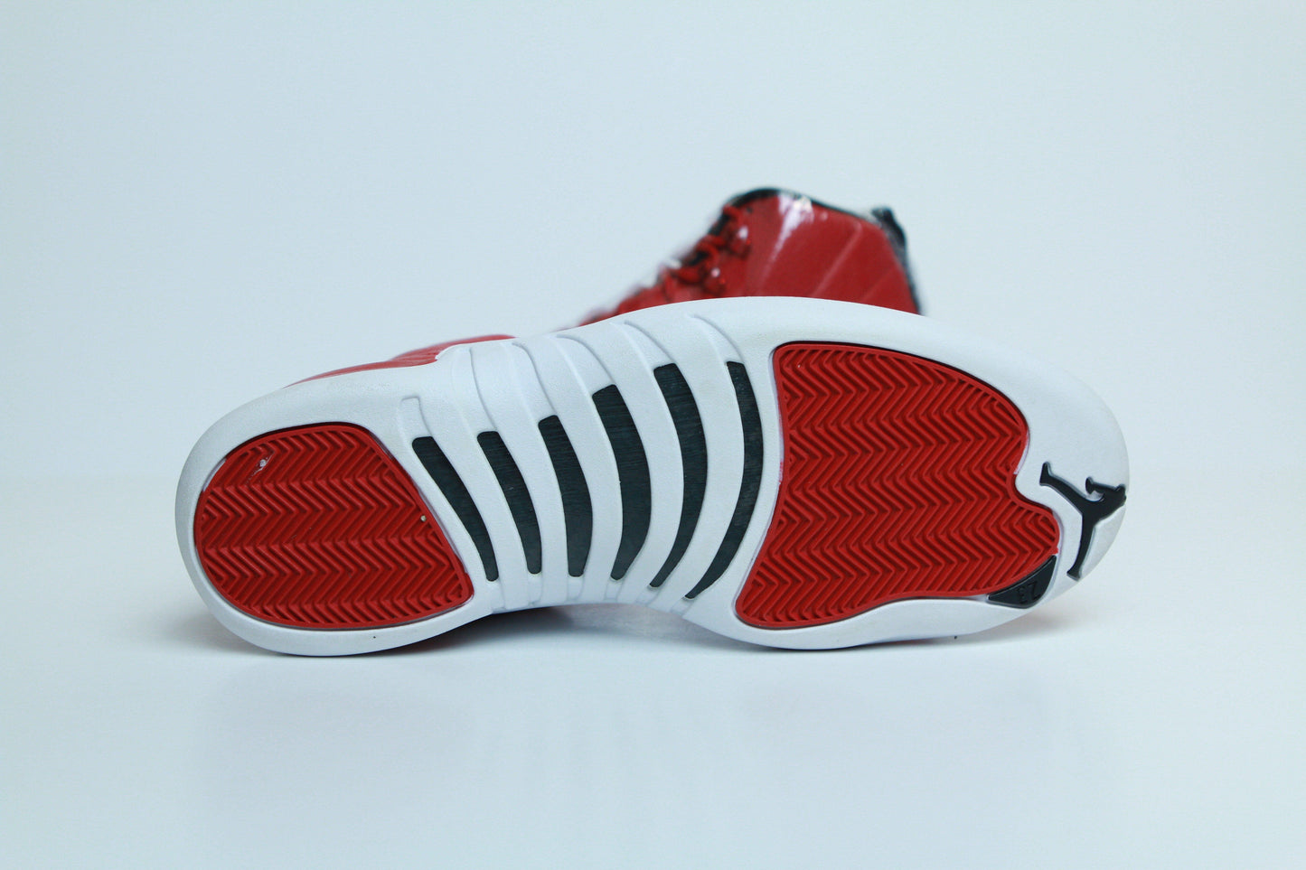AJ12 GYM RED USED SIZE 11.5M
