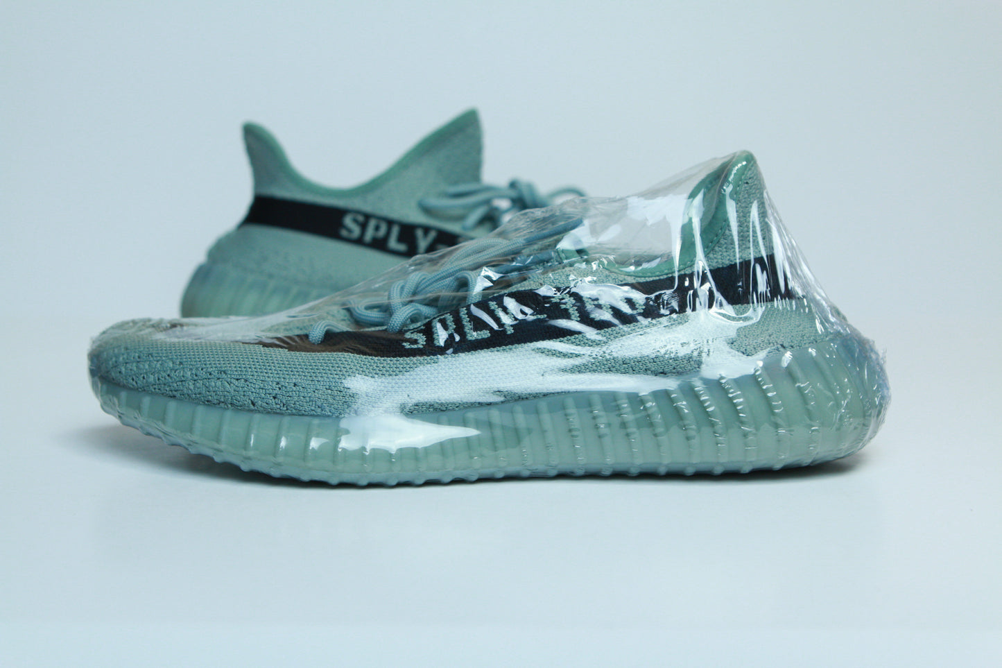 YEEZY 350 SALT USED SIZE 11M