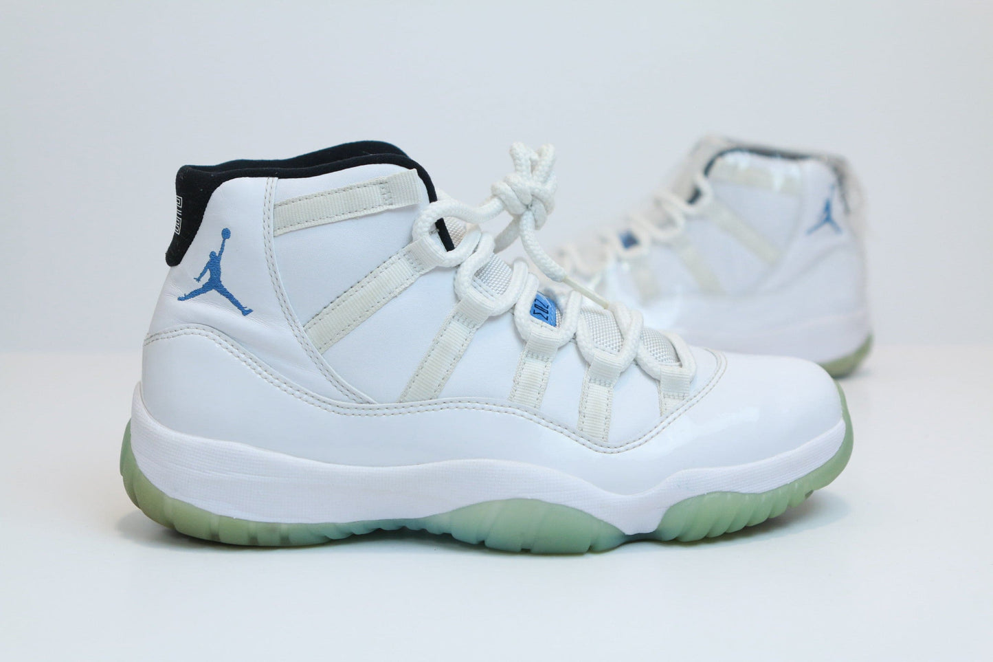 AJ11 LEGEND BLUE USED SIZE 8.5M