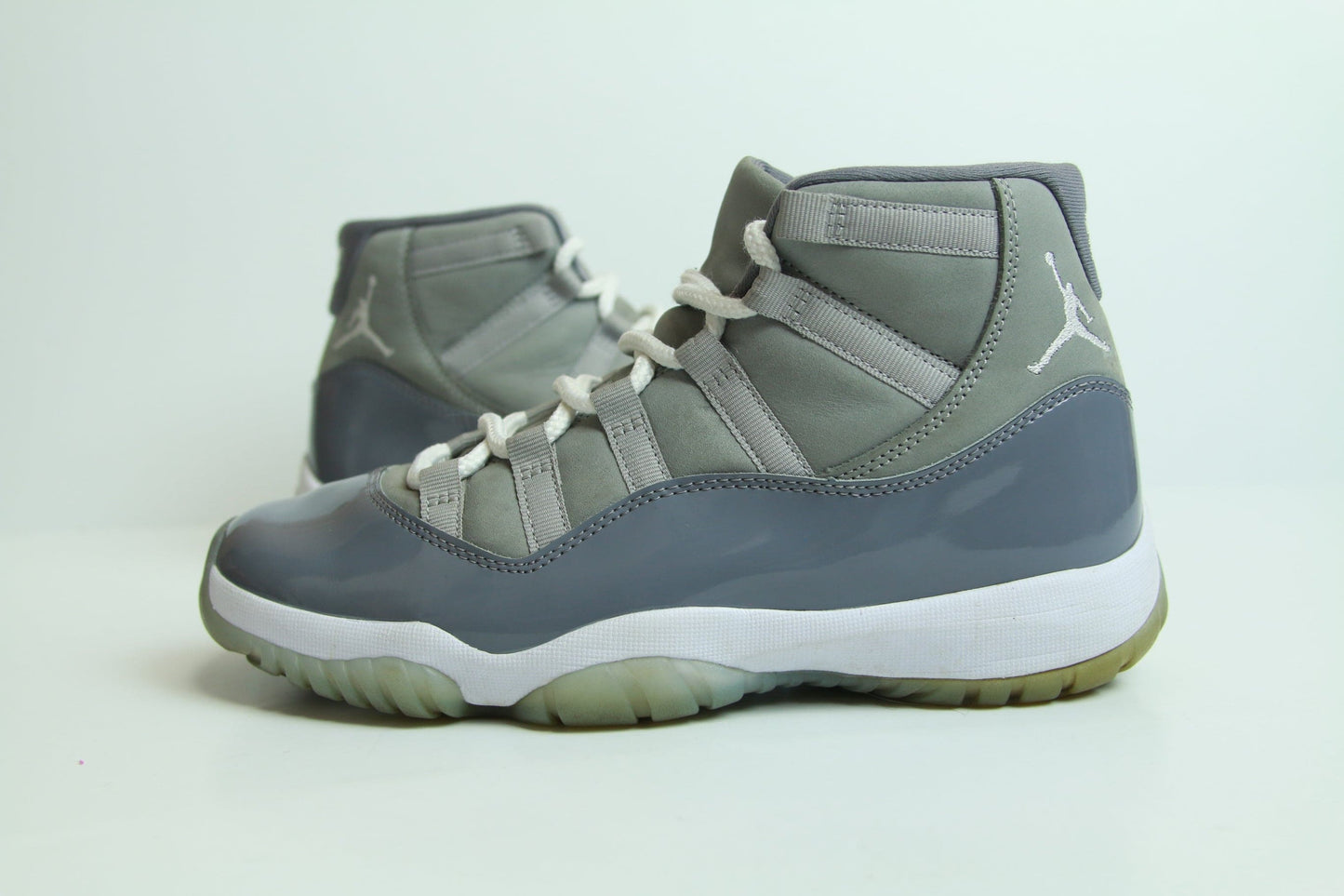 AJ11 COOL GREY USED 8M