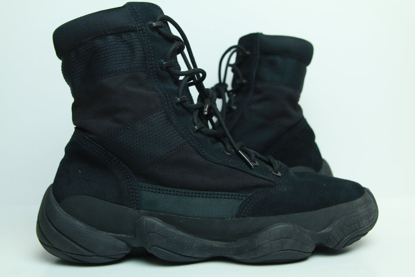 YEEZY 500 TACT BOOT UTILITY BLACK USED 12M NO BOX