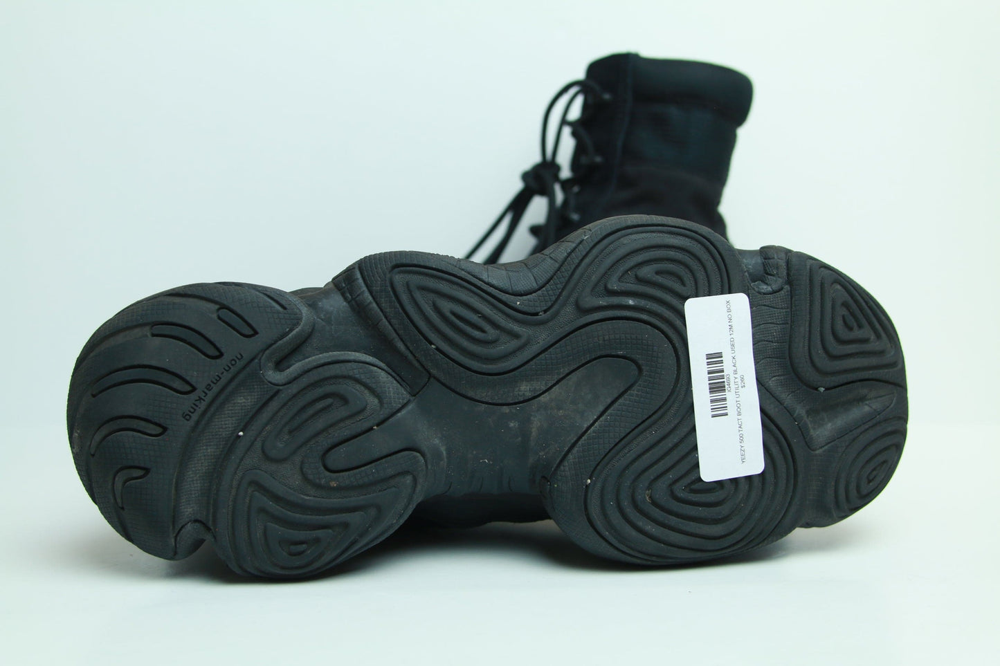 YEEZY 500 TACT BOOT UTILITY BLACK USED 12M NO BOX